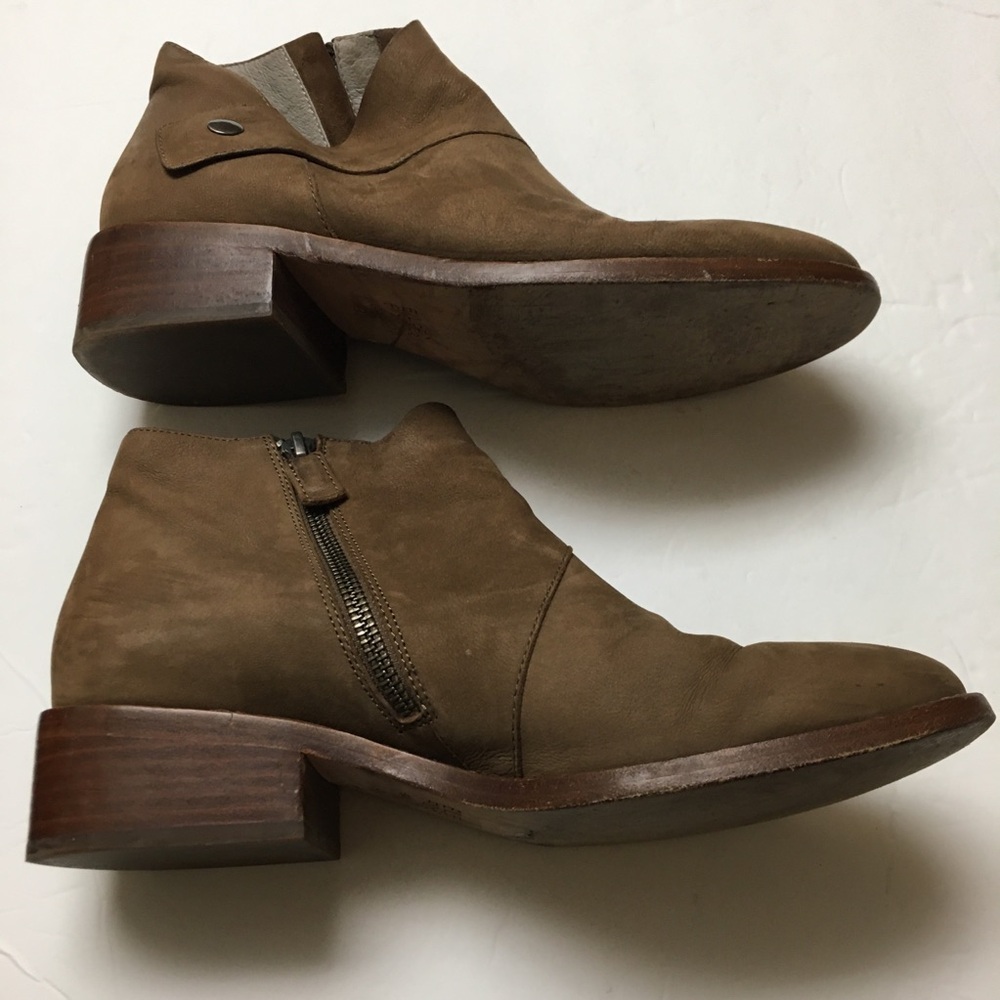 Eileen Fisher Billie Booties Ankle Boots 9 Brown Soft Leather Fall Casual - Picture 9 of 11